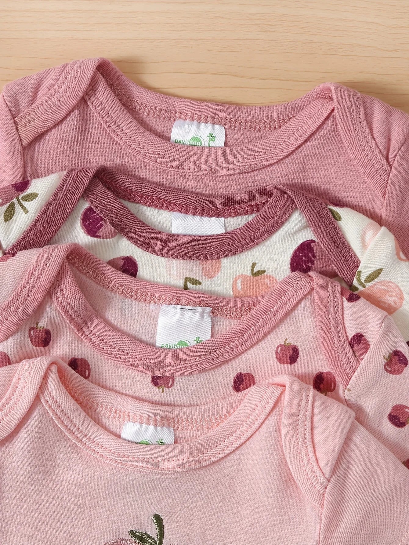 4pcs Set Of Baby Girl Short Sleeved Triangle Jumpsuit,  Apple Flower Cute Baby Girl Hoodie, Crawling Suit, Perfect for Outdoor
